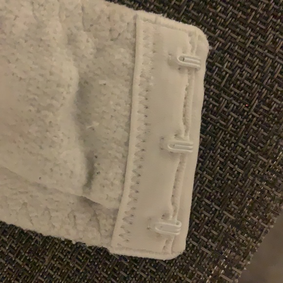 Victoria Secret Strapless Bra - Picture 6 of 8